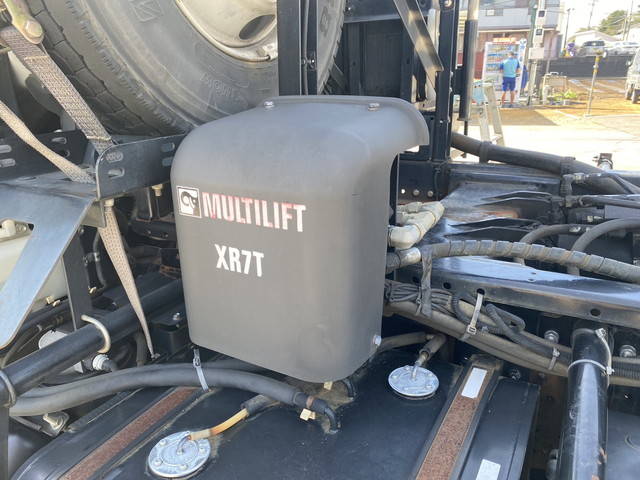 いすゞフォワードコンテナ専用車中型（4t）[写真13]