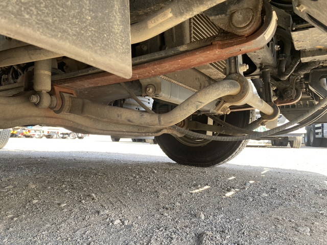 いすゞフォワードコンテナ専用車中型（4t）[写真21]