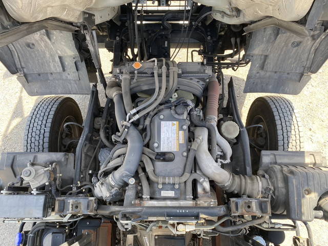 いすゞフォワードコンテナ専用車中型（4t）[写真27]