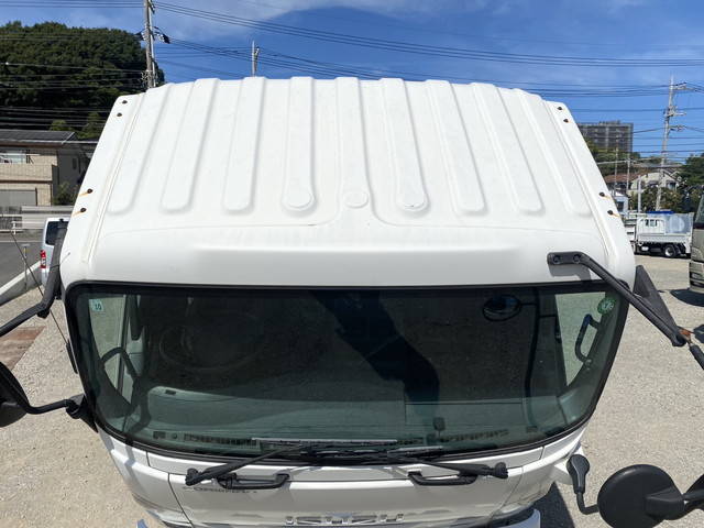 いすゞフォワードコンテナ専用車中型（4t）[写真30]