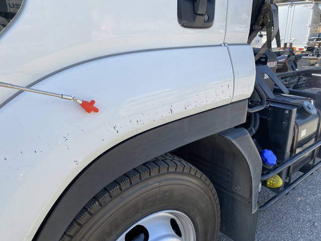 いすゞフォワードコンテナ専用車中型（4t）[写真31]