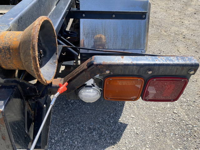 いすゞフォワードコンテナ専用車中型（4t）[写真35]