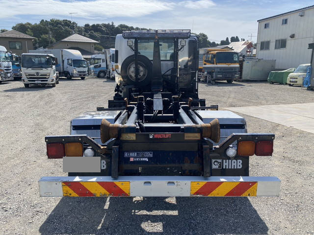 いすゞフォワードコンテナ専用車中型（4t）[写真06]