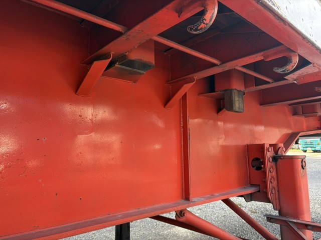 日本フルハーフその他の車種トレーラー（セミトレーラー）中型（4t）[写真28]