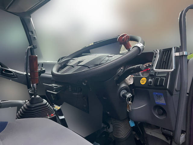 いすゞフォワードダンプ増トン（6t・8t）[写真27]