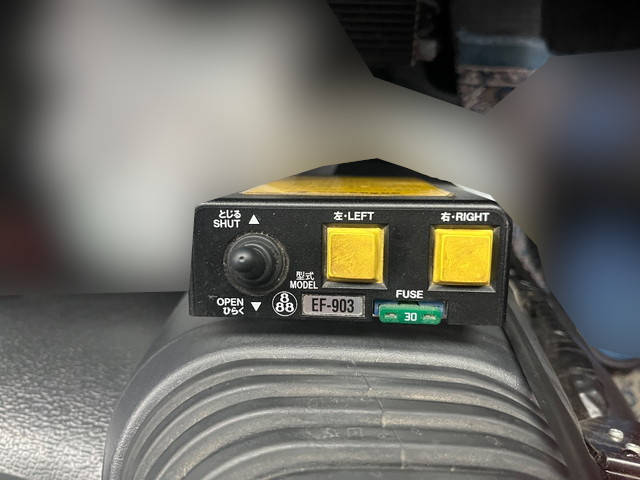 いすゞフォワードダンプ増トン（6t・8t）[写真33]