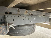 UDトラックスコンドルアルミブロック小型（2t・3t）[写真20]