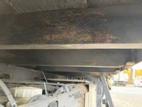 UDトラックスコンドルアルミブロック小型（2t・3t）[写真22]