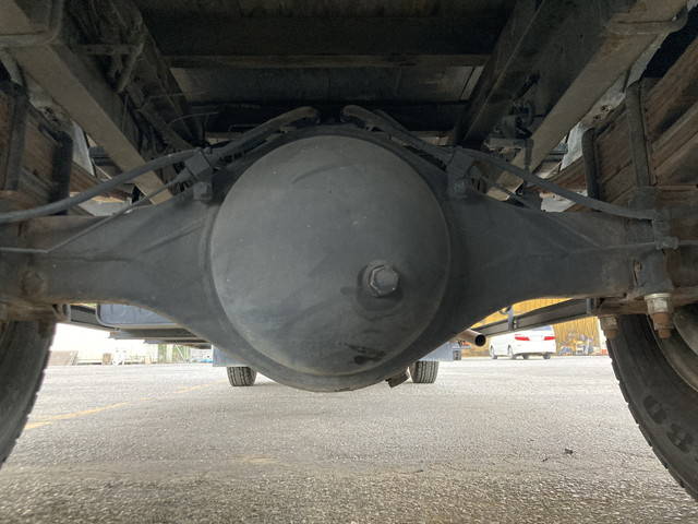 UDトラックスコンドルアルミブロック小型（2t・3t）[写真23]