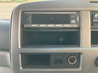 UDトラックスコンドルアルミブロック小型（2t・3t）[写真37]