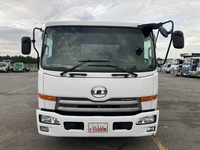 UDトラックスコンドルアルミブロック小型（2t・3t）[写真07]