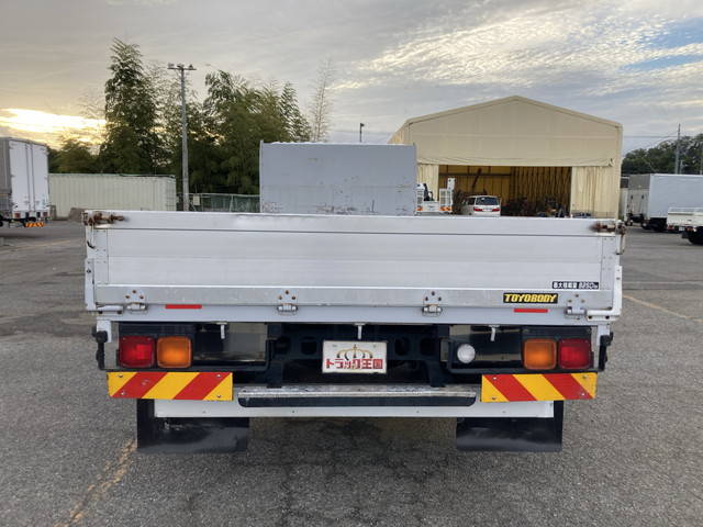 UDトラックスコンドルアルミブロック小型（2t・3t）[写真09]