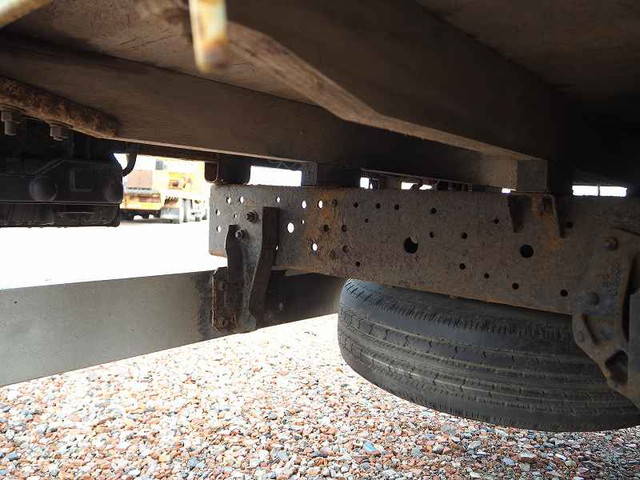 いすゞエルフクレーン4段小型（2t・3t）[写真24]