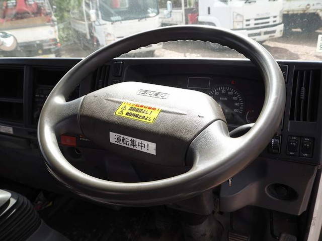 いすゞエルフクレーン4段小型（2t・3t）[写真36]