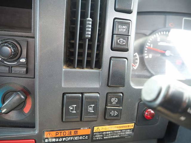 いすゞエルフクレーン4段小型（2t・3t）[写真39]