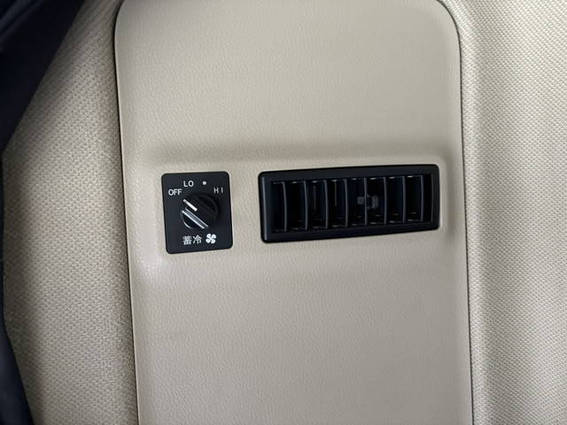 日野プロフィアトレーラーヘッド（トラクターヘッド）大型（10t）[写真24]