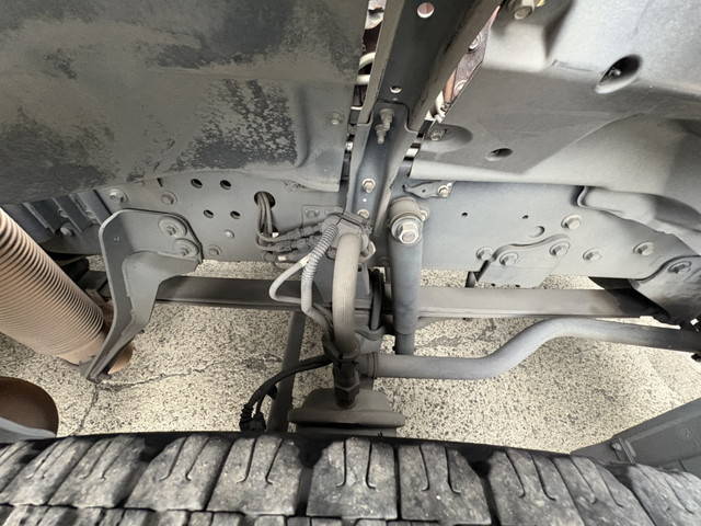 日野プロフィアトレーラーヘッド（トラクターヘッド）大型（10t）[写真28]