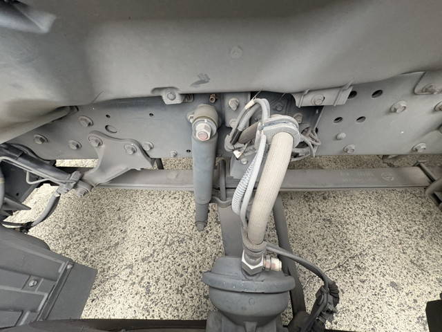 日野プロフィアトレーラーヘッド（トラクターヘッド）大型（10t）[写真29]