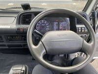 いすゞエルフダンプ小型（2t・3t）[写真11]