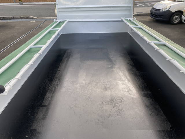 いすゞエルフダンプ小型（2t・3t）[写真08]