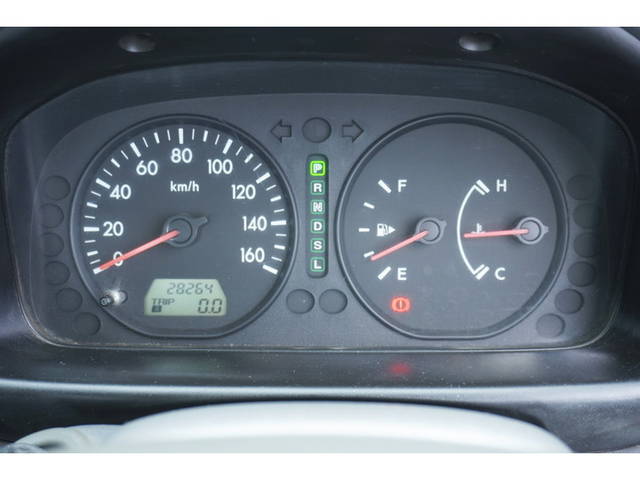 日産バネット平ボディ小型（2t・3t）[写真14]