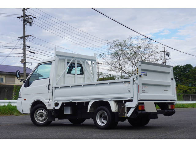 日産バネット平ボディ小型（2t・3t）[写真02]