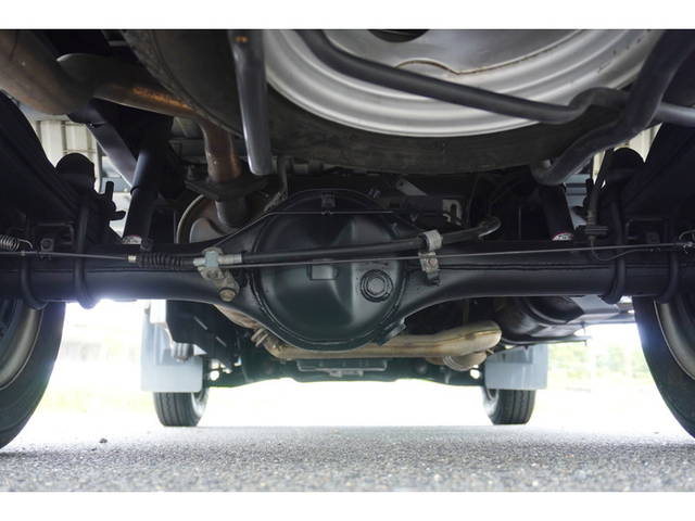 日産バネット平ボディ小型（2t・3t）[写真20]