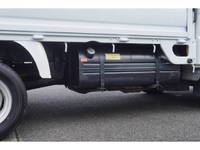 日産バネット平ボディ小型（2t・3t）[写真23]