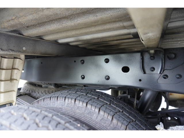 日産バネット平ボディ小型（2t・3t）[写真26]