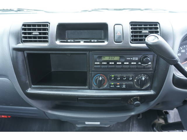 日産バネット平ボディ小型（2t・3t）[写真36]