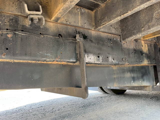 三菱ふそうスーパーグレートセルフローダー大型（10t）[写真10]