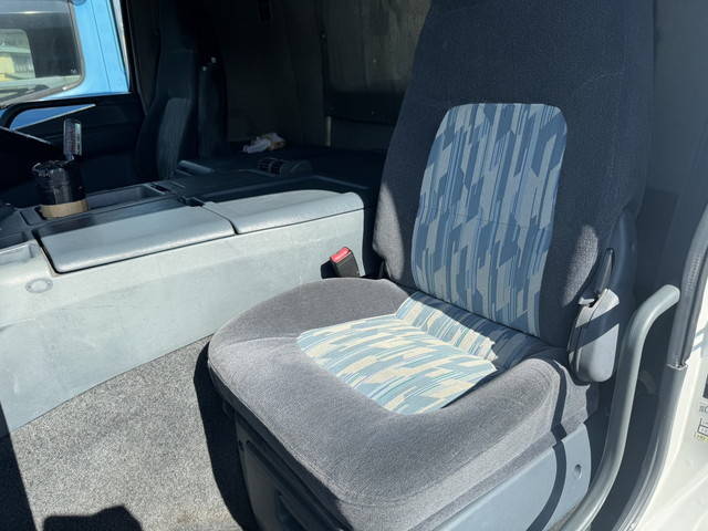 三菱ふそうスーパーグレートセルフローダー大型（10t）[写真28]