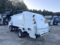 三菱ふそうキャンターパッカー車（塵芥車）小型（2t・3t）[写真05]