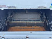 三菱ふそうキャンターパッカー車（塵芥車）小型（2t・3t）[写真09]