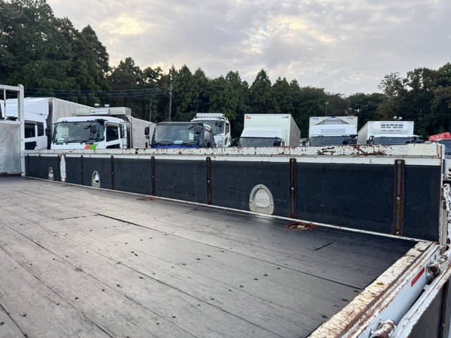 いすゞフォワードクレーン4段中型（4t）[写真10]