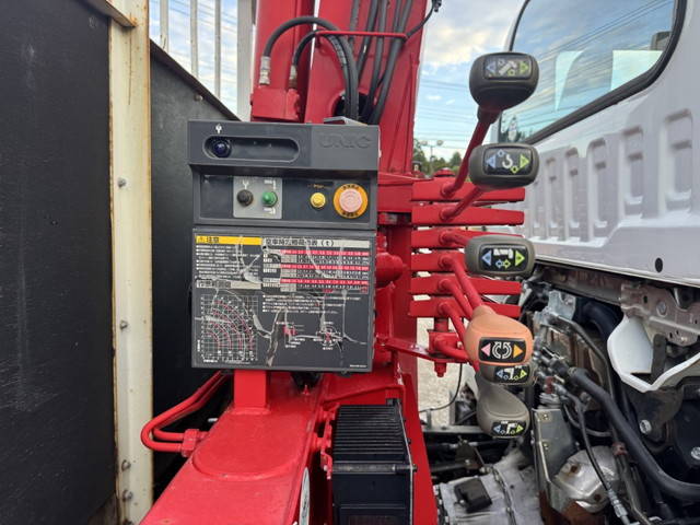 いすゞフォワードクレーン4段中型（4t）[写真13]