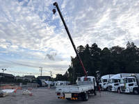 いすゞフォワードクレーン4段中型（4t）[写真02]