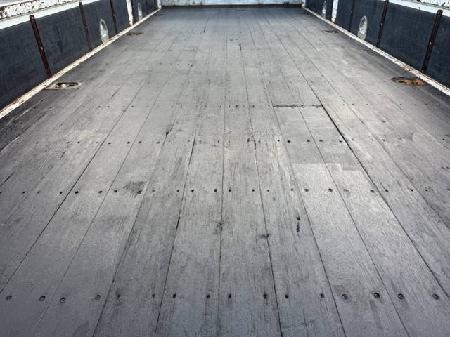 いすゞフォワードクレーン4段中型（4t）[写真08]