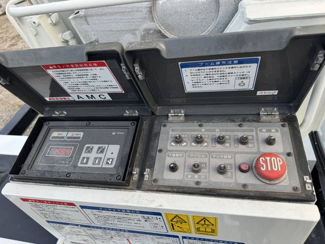 いすゞエルフ高所作業車小型（2t・3t）[写真12]