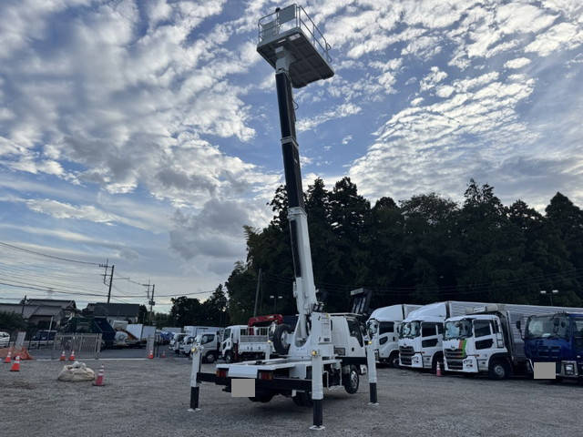 いすゞエルフ高所作業車小型（2t・3t）[写真14]