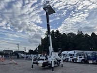 いすゞエルフ高所作業車小型（2t・3t）[写真15]