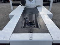 いすゞエルフ高所作業車小型（2t・3t）[写真17]