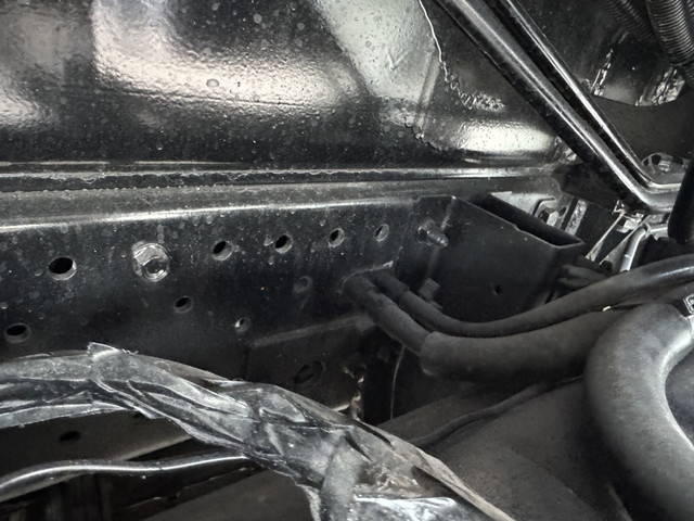 いすゞエルフ高所作業車小型（2t・3t）[写真29]