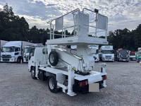 いすゞエルフ高所作業車小型（2t・3t）[写真05]