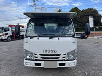 いすゞエルフ高所作業車小型（2t・3t）[写真06]