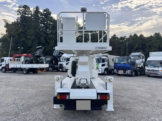 いすゞエルフ高所作業車小型（2t・3t）[写真06]