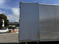 三菱ふそうキャンターアルミバン小型（2t・3t）[写真14]