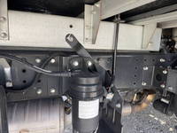 三菱ふそうキャンターアルミバン小型（2t・3t）[写真23]