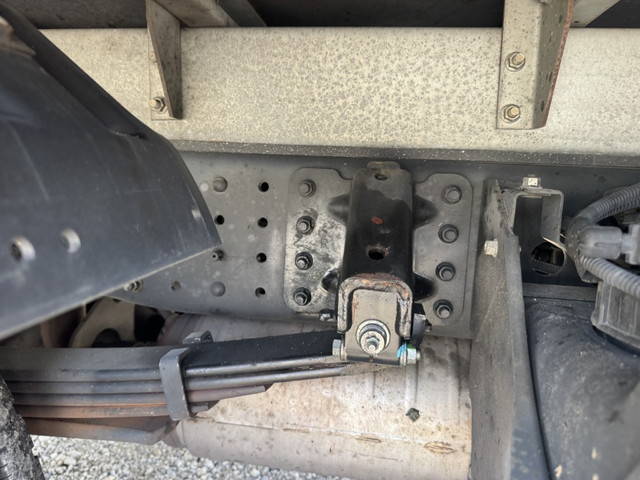 三菱ふそうキャンターアルミバン小型（2t・3t）[写真24]