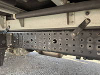 三菱ふそうキャンターアルミバン小型（2t・3t）[写真28]